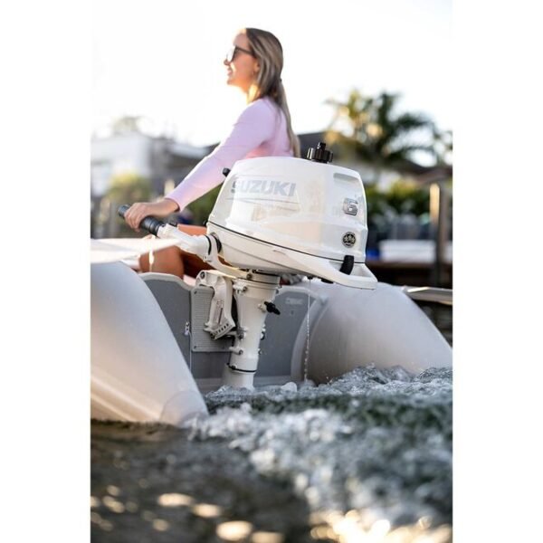 Suzuki DF6A HP 4-Stroke Manual Start Outboards - Image 4