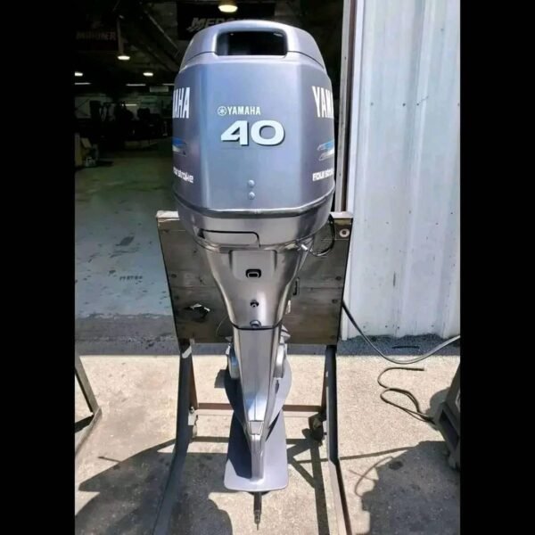 Yamaha 40HP Four-Stroke Outboard Engine - Image 7