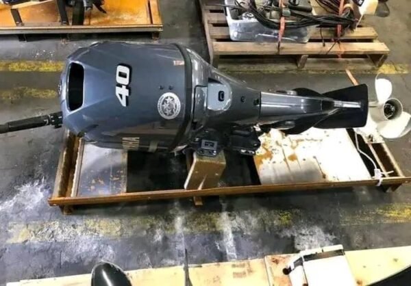 Yamaha 40HP Four-Stroke Outboard Engine - Image 8